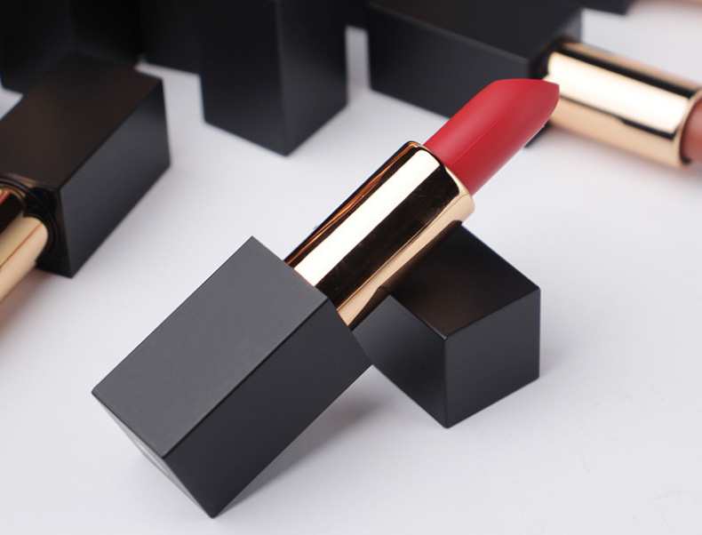 姨妈色口红适合你吗？广东化妆品代加工厂口红电商贴牌