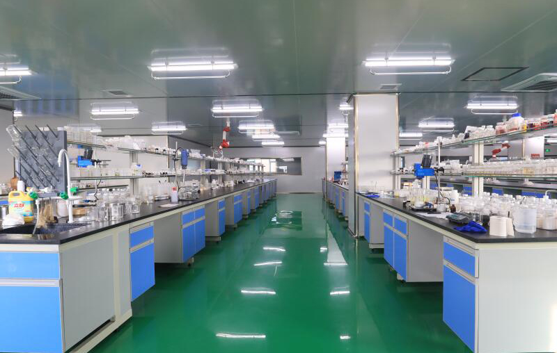 生产化妆品需要多少钱，一个化妆品OEM品牌厂家贴牌代加工费用？