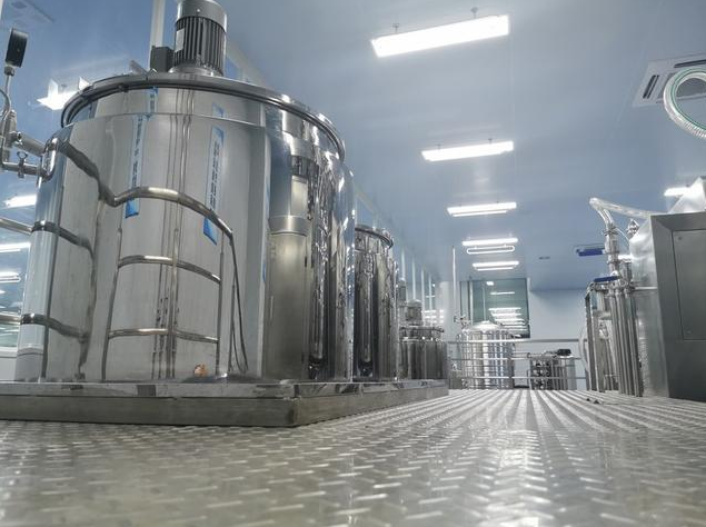 有实力的化妆品OEM加工厂和家庭小作坊加工厂的区别是什么？