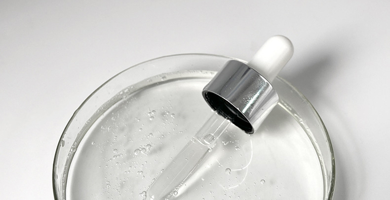 富勒烯水光抗衰老精华液定制加工厂家-抗皱紧致肌肤淡化细纹精华液