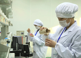 Choose cosmetics OEM OEM factory need to pay attention to where